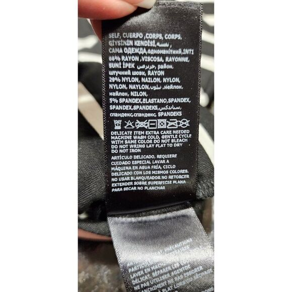 Bebe Black and White Striped XS Stretch Pencil Skirt - Picture 7 of 9